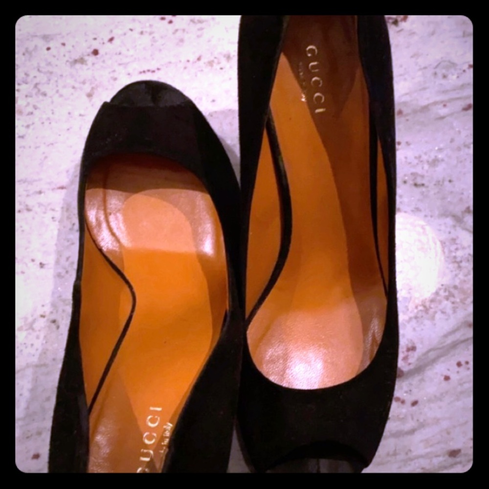 GUCCI Black Suede Betty Peep Toe Platform Pumps